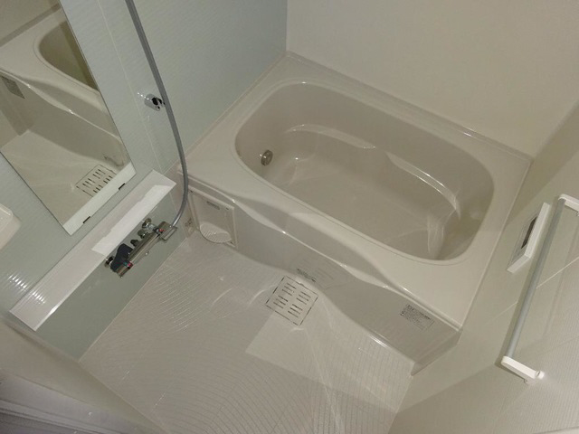 バス 同タイプモデル 写真4