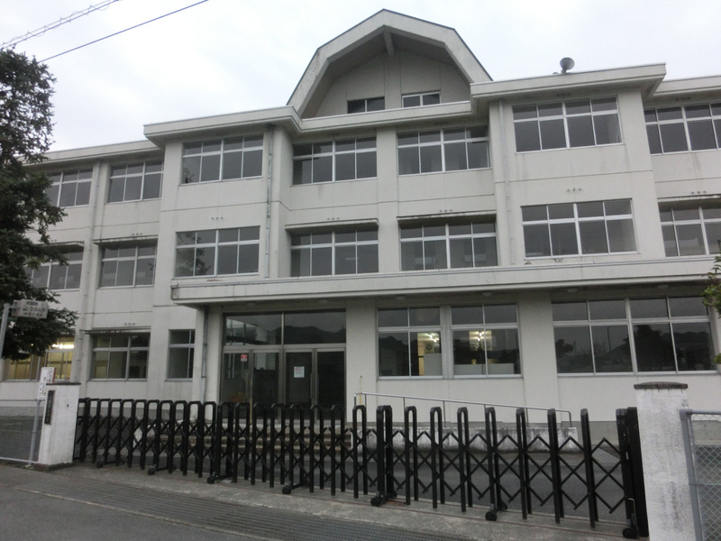 越部小学校まで1455m (徒歩19分) 写真21