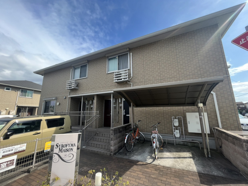 シロフィーマ　メゾン　A棟