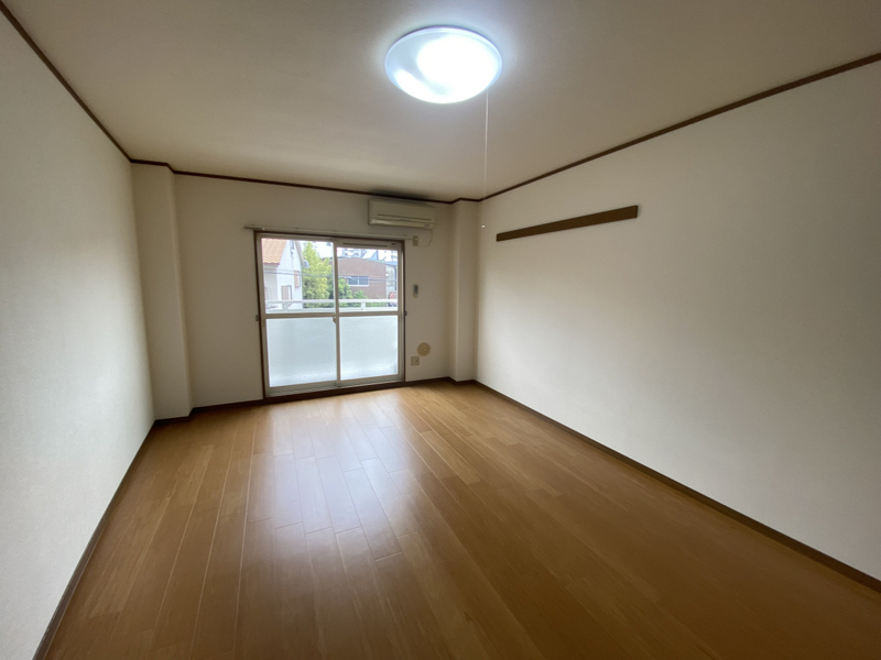 居室 写真8