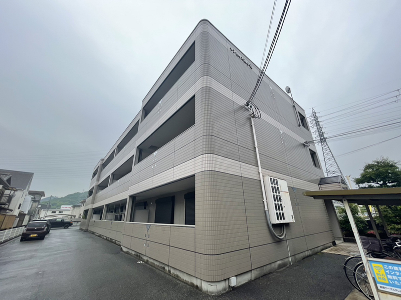 サンヒルズ西今宿