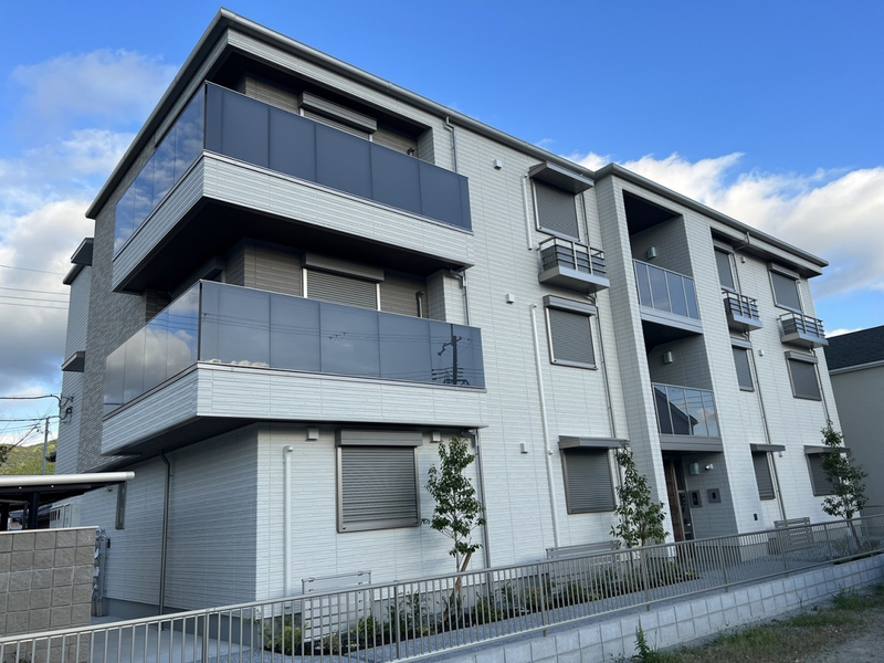 物件番号:1056208664 駐車場1台無料！ペット飼育OKです☆オートロック付きで安心♪