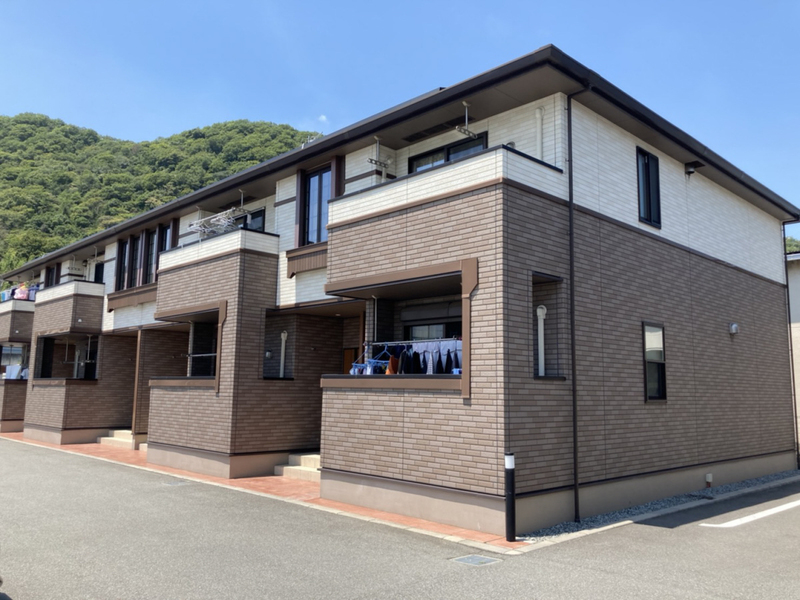物件番号:1056203935 姫路西インター近くて交通便利!!スーパー・コンビニ徒歩圏内にありますよ♪