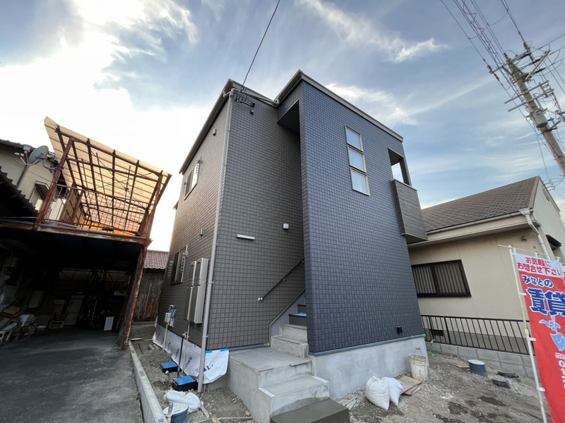 物件番号:1056206055 インターネット無料!駅徒歩3分!スーパー、コンビニ近くで便利!