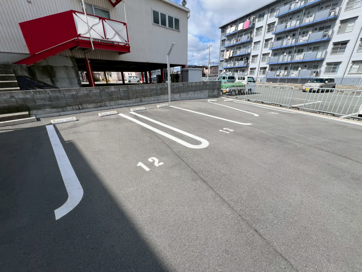 駐車場 写真10