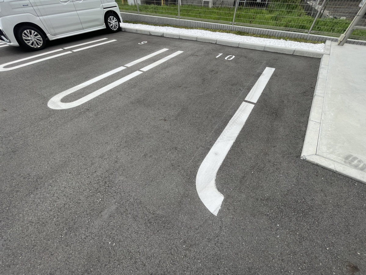 駐車場 写真10