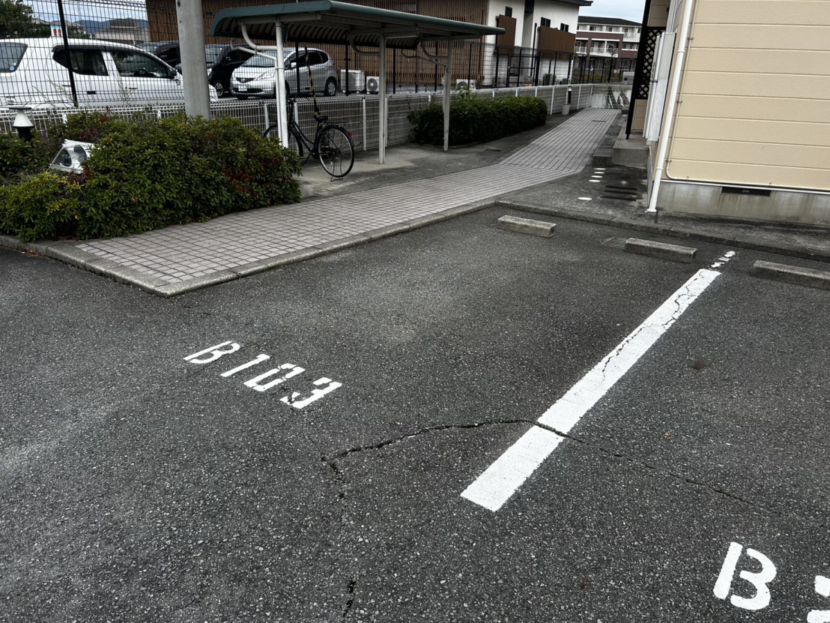 駐車場 写真10