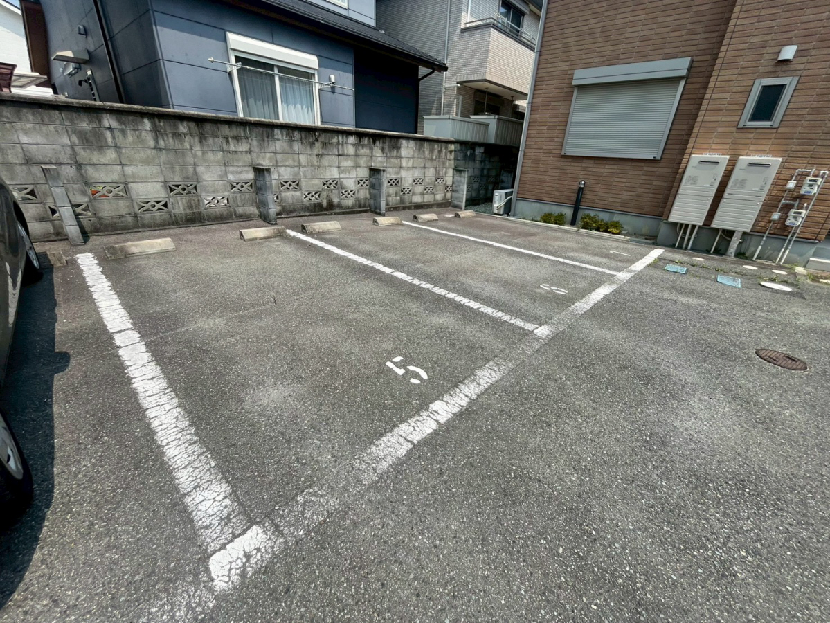 駐車場 写真10