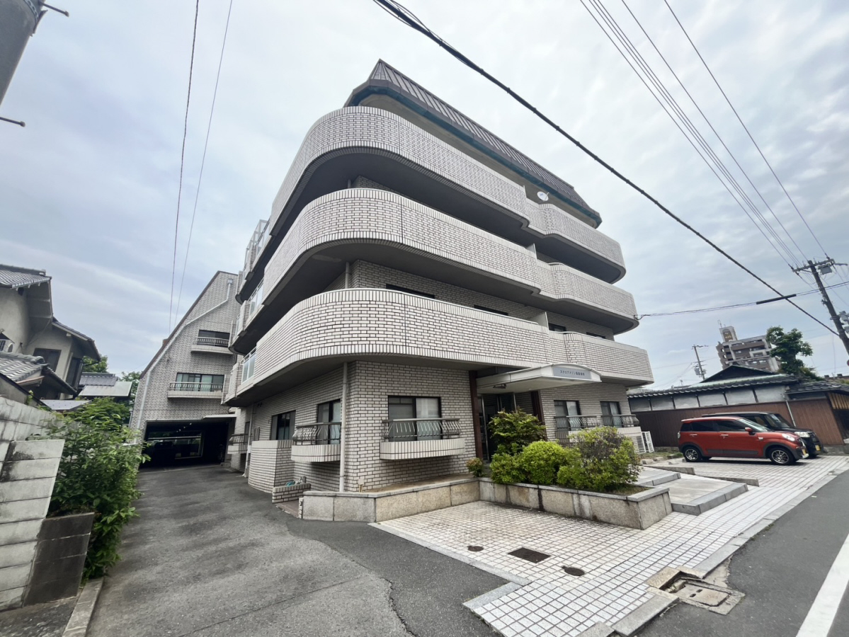 スクエアメゾン姫路城前