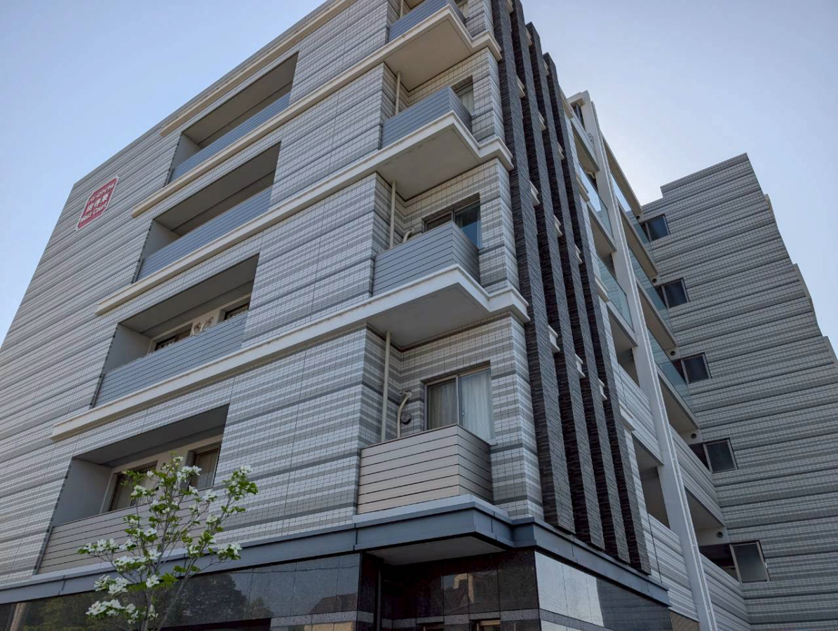 パレ・ロワイヤル田寺東ウエストコート