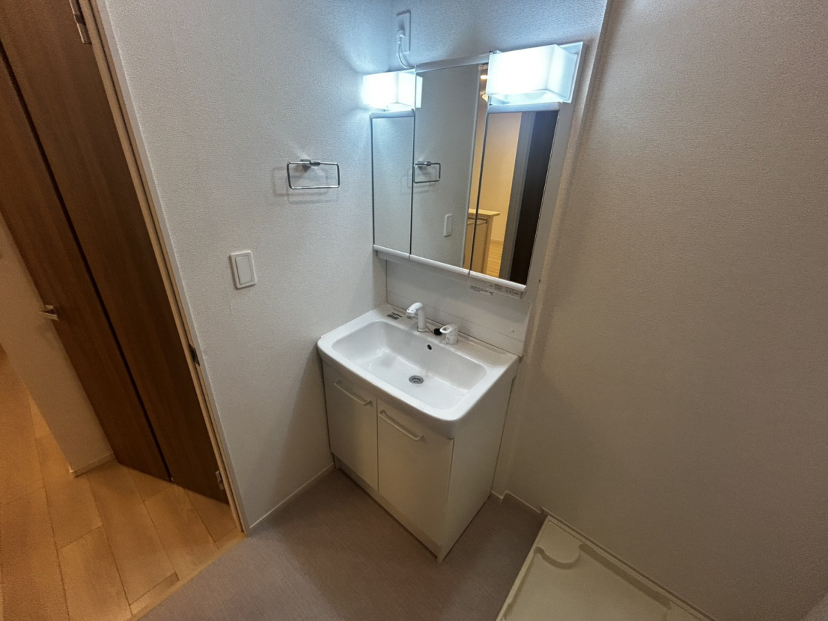 洗面所 玄関 写真6
