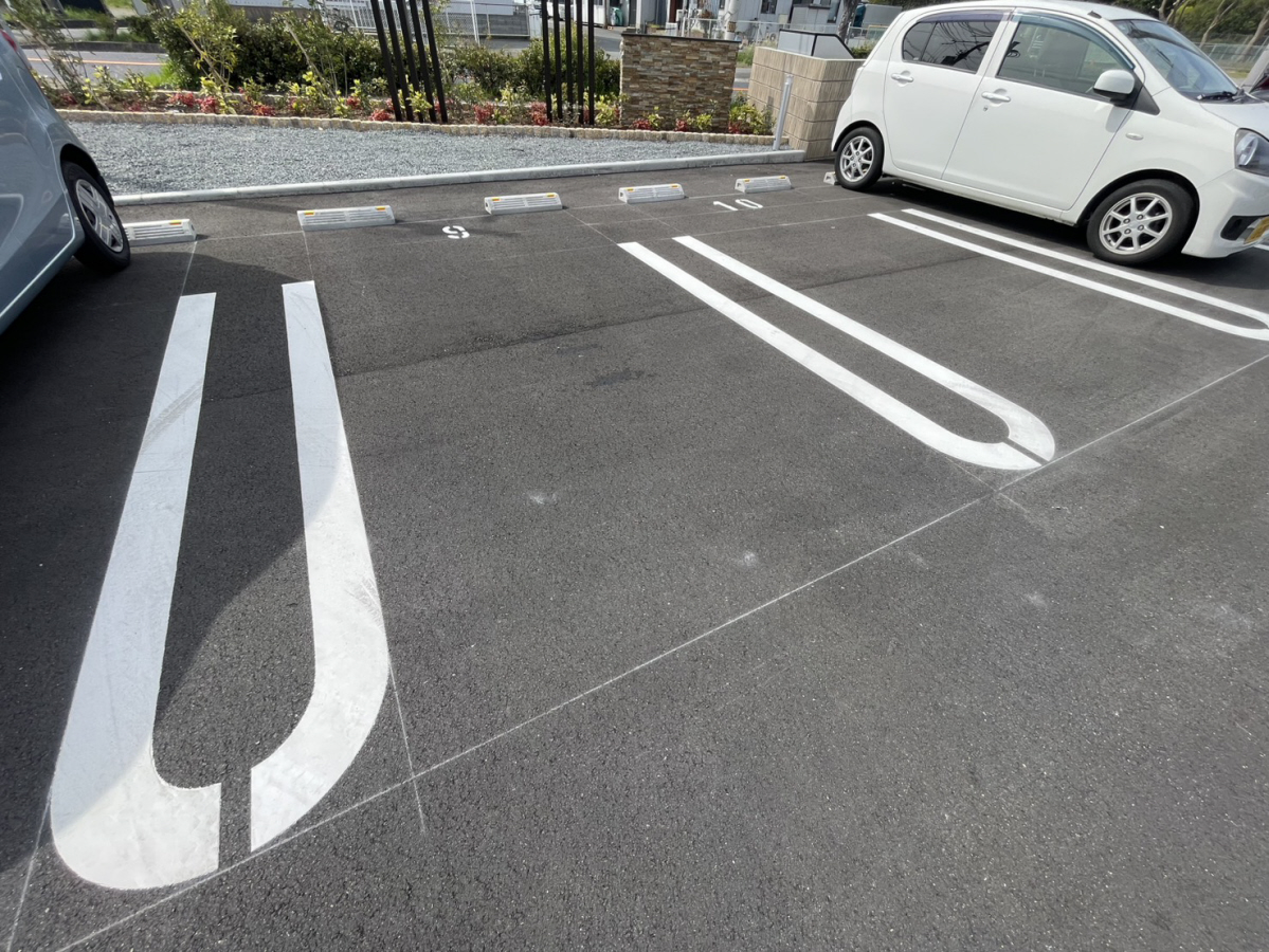 駐車場 写真4