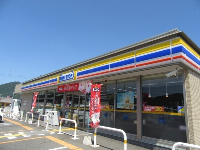 コンビニまで400m (徒歩5分) 写真25