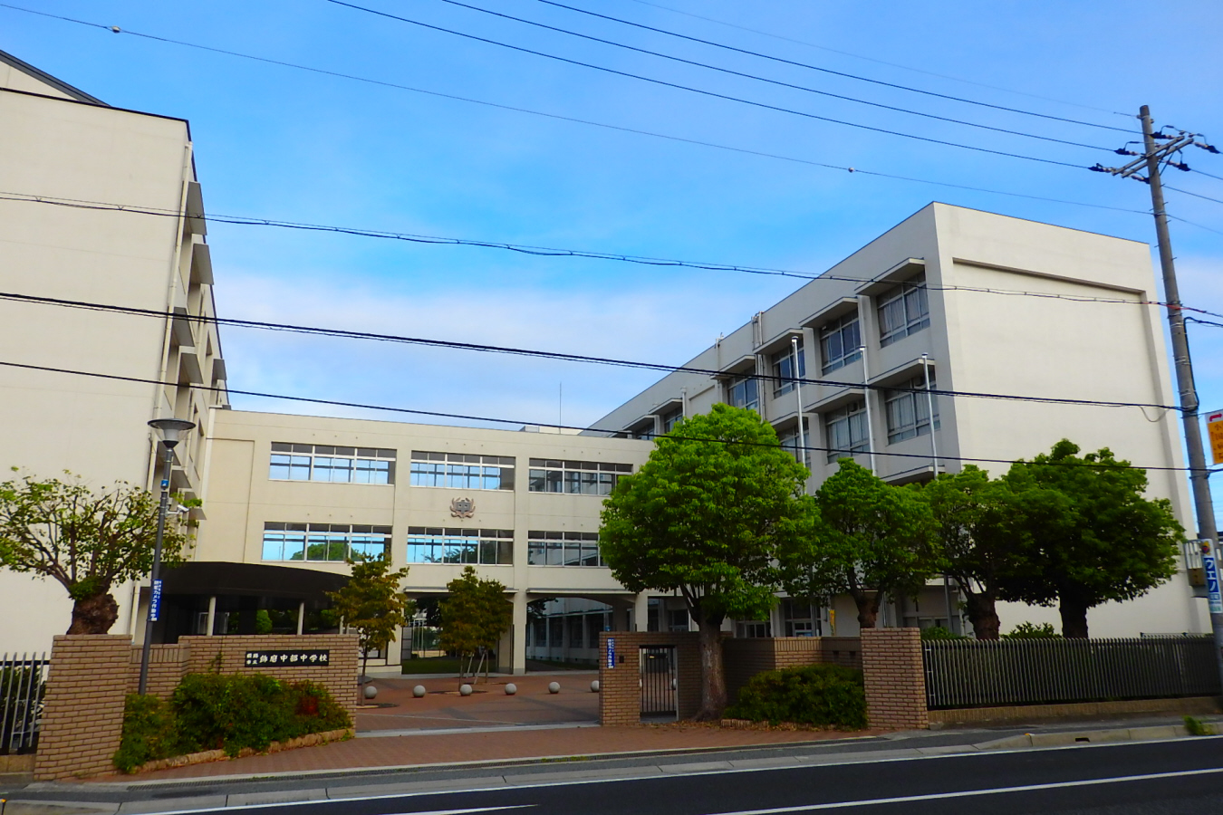 飾磨中部中学校まで549m (徒歩7分) 写真22