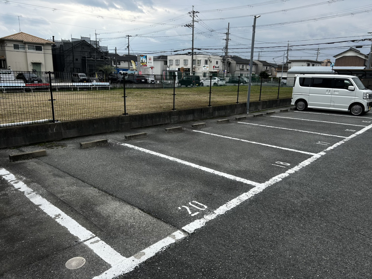 駐車場 写真2