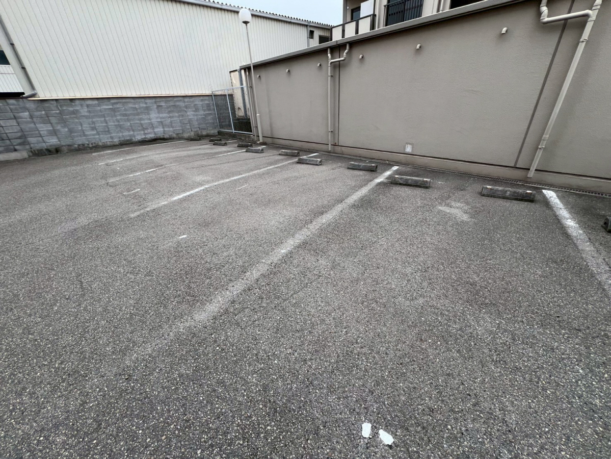 駐車場 写真10