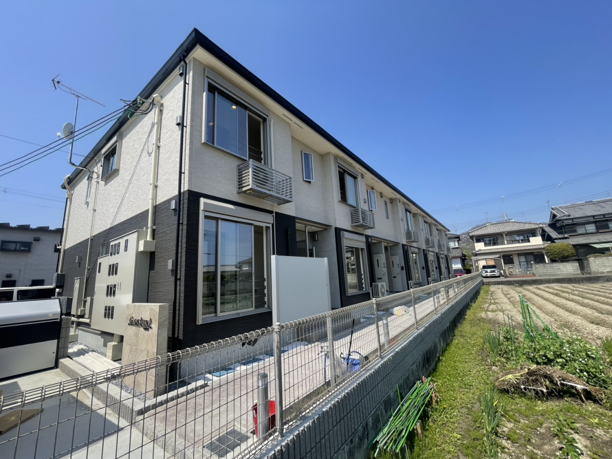 グラムスレビン