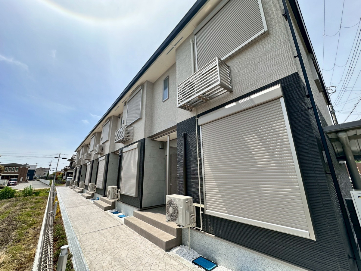 グラムスレビン