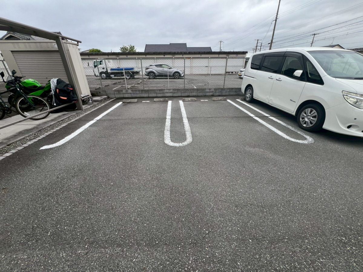 駐車場 写真10