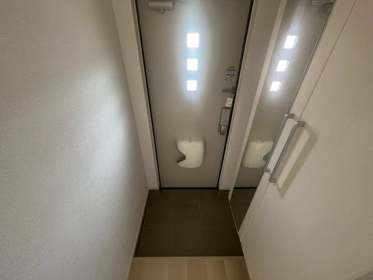 玄関 写真7