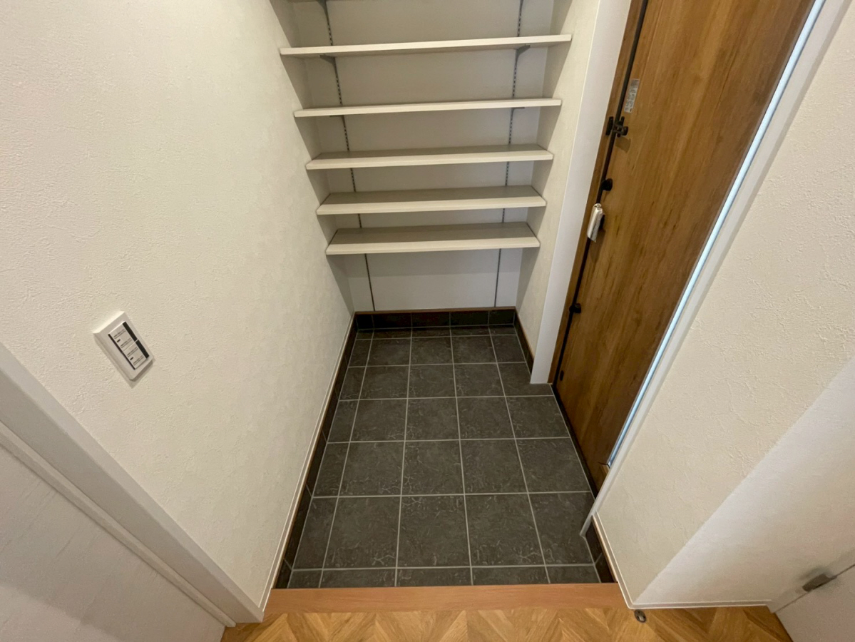 玄関 写真7