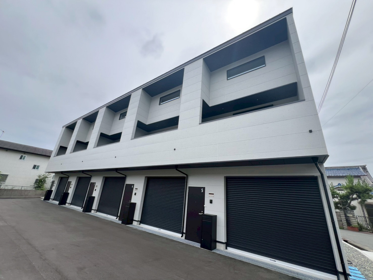 R+GARAGE KAMADA