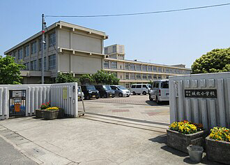 城北小学校まで589m (徒歩8分) 写真21