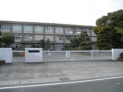 三樹小学校まで771m (徒歩10分) 写真21