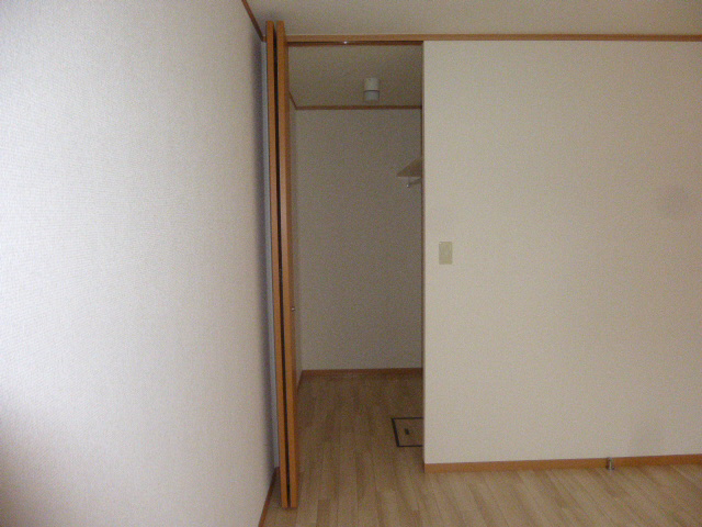 居室 写真16