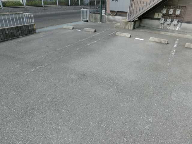 駐車場 写真10