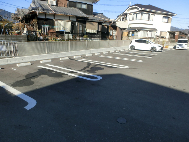 駐車場 写真10