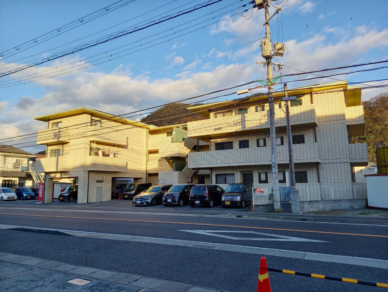 グレースマンション日飼