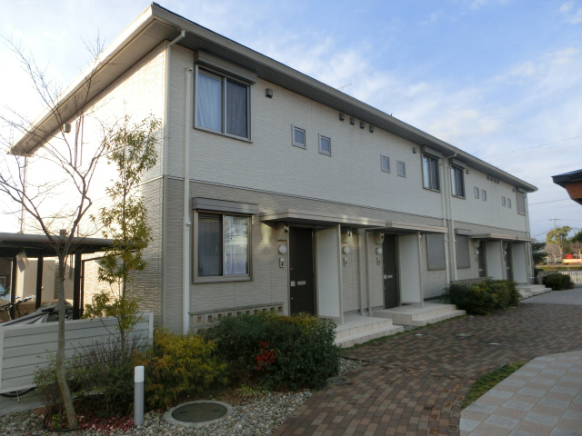 ニューフォーレス ナガタ C・D・E