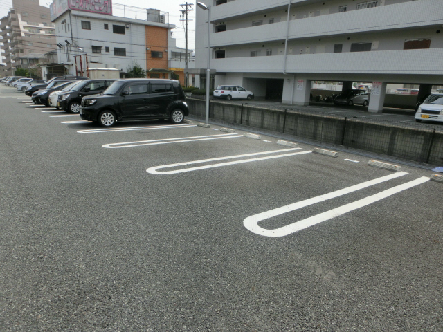 駐車場 写真10