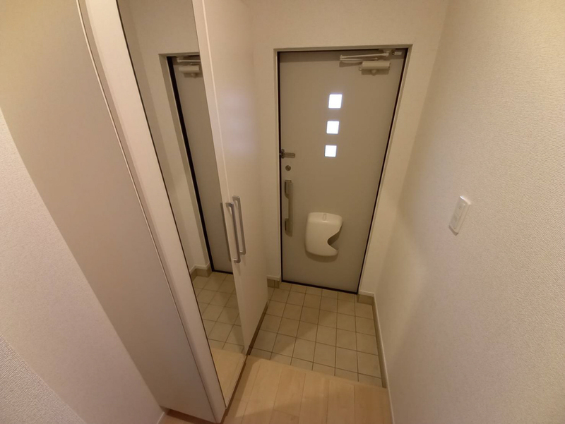 玄関 写真7