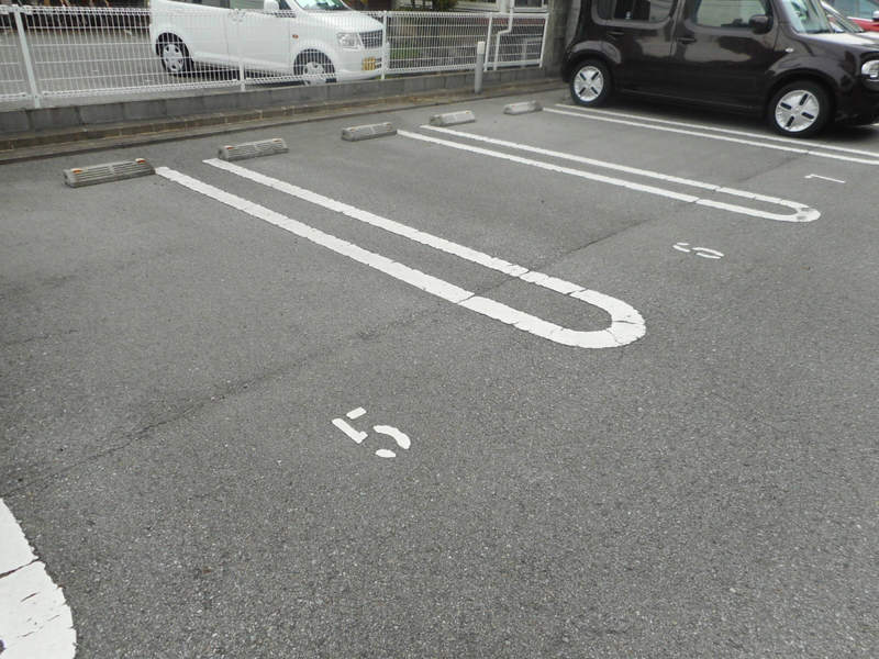 駐車場 写真13