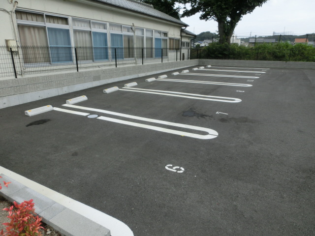 駐車場 写真13