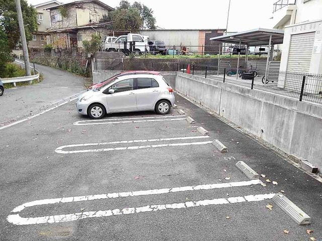 駐車場 写真12