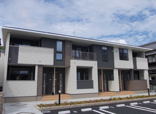 物件番号:1056245018 人気のアイランドキッチン!都市ガスで経済的。新婚様にオススメ。