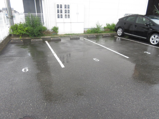駐車場 写真14
