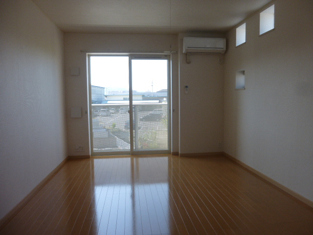 居室 写真7