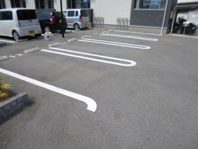 駐車場 写真15