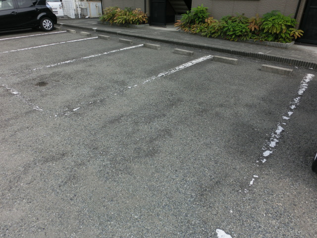 駐車場 写真13