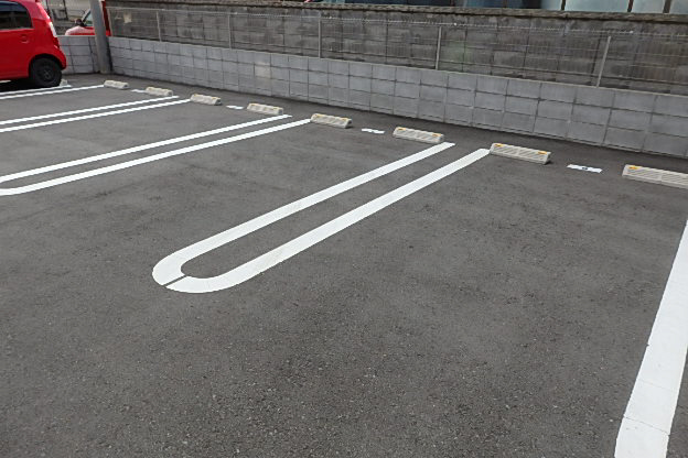 駐車場 写真13