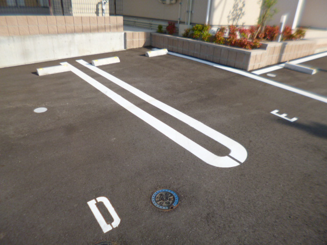 駐車場 写真13