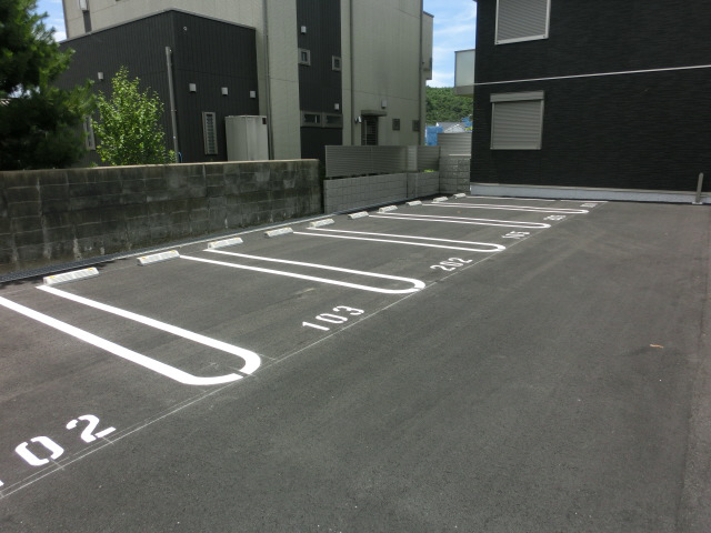 駐車場 写真13
