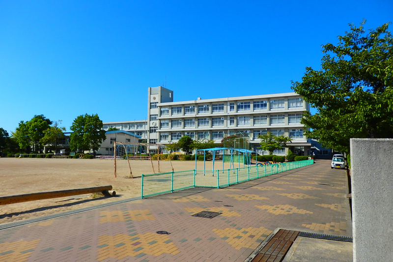 御国野小学校まで745m (徒歩10分) 写真21