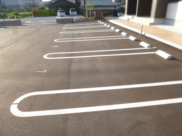 駐車場 写真13