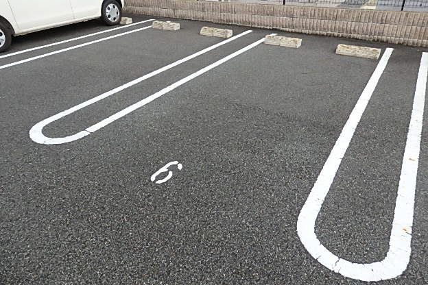 駐車場 写真13
