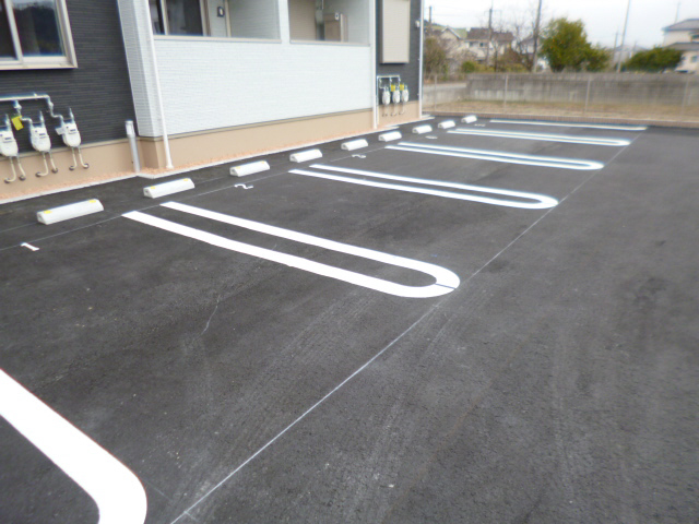 駐車場 写真13